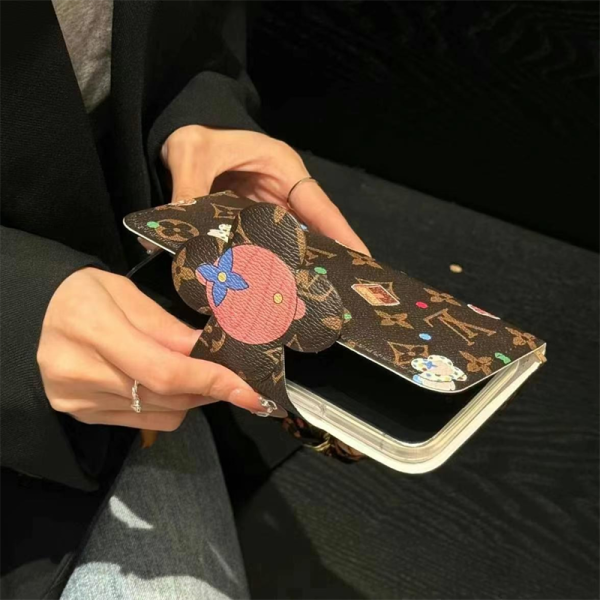 iphone16/16pro ケース ルイヴィトン ヴィヴィアンヌ iphoneケース 手帳型 かわいい iphone15/14ケース 人気ブランド 女子 手帳型 iphone13ケース 手帳 型 ヴィトン風 iphone ケース キャラクター