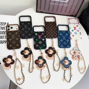 Alternative view of ヴィトン ヴィヴィエンヌ iphone17 ケース ルイ ヴィトン スマホケース 17pro iphoneケース キャラクター iphone16/16pro/15 ケース ストラップ チャーム 付き